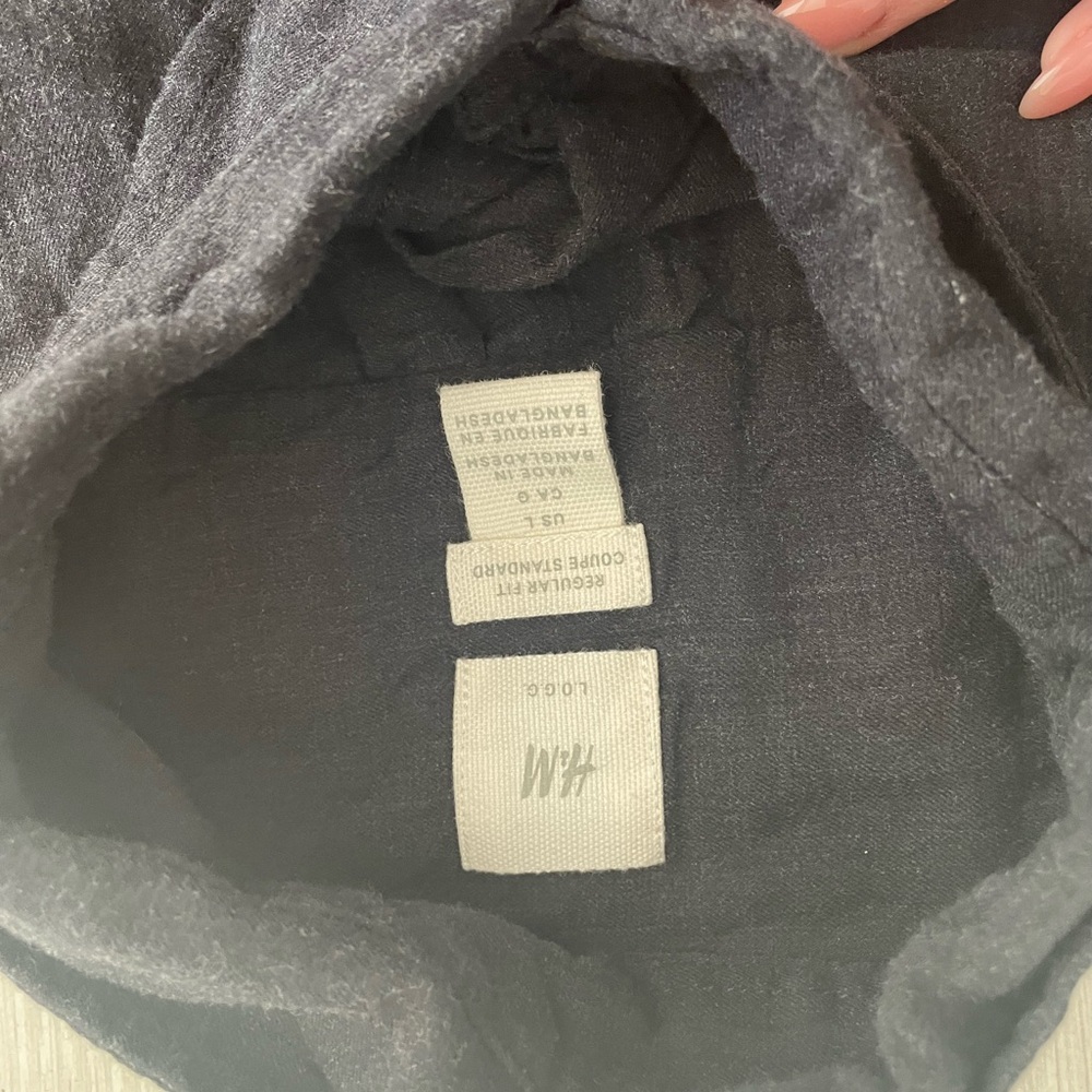 Bundle Of 4! Men’s T-Shirt Bundle Polo & Casual S… - image 6